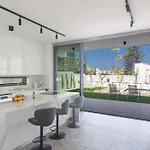 Aqua Aq05 * Protaras