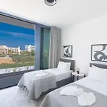Villa Aqua Aq05 *