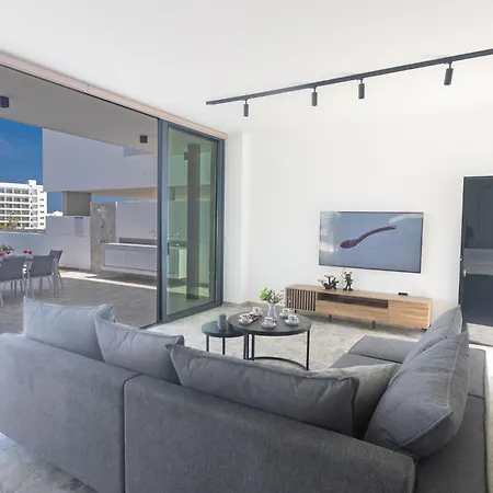 Villa Aqua Aq05