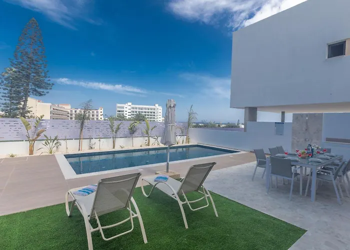 Aqua Aq05 * Protaras